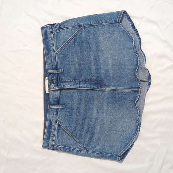 Abercrombie & Fitch Curved Hem Denim Mini Skirt, Color Med Wash Size 32 - Picture 2 of 14